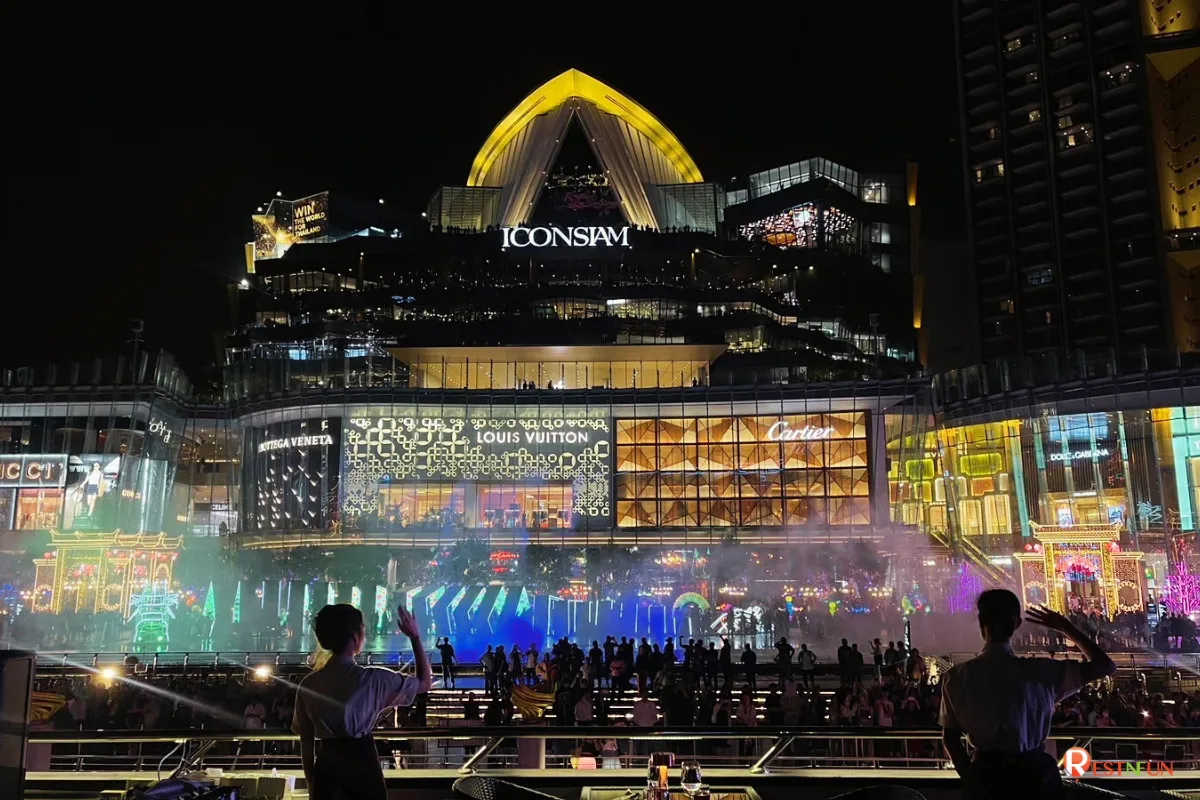 The Opulence Dinner Cruise from ICONSIAM pier
